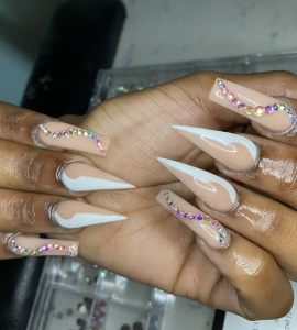 Acrylic for Nails_By_Sade