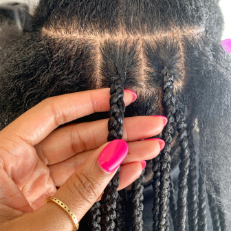 Knotless Braids for Tresses_of_Soleil