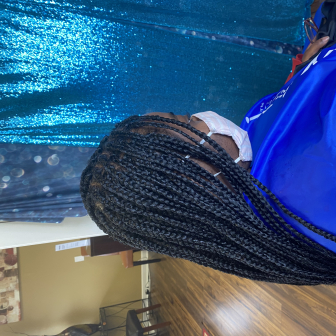 Medium Box Braids for The_Adelleaffect