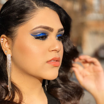 Shimmery/Glitter look for Makeoversbyak