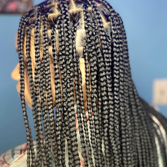 Knotless Braids for Styled_by_EM