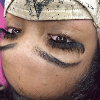 Volume fullset for Lashed_by_Luwa