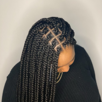 Medium Box Braids for stitchednslick