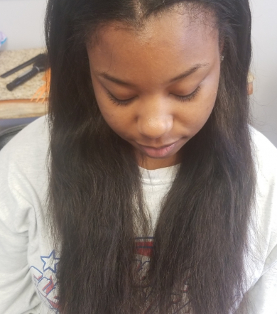 Weave installation w. Leave out for Salon_DeQuan